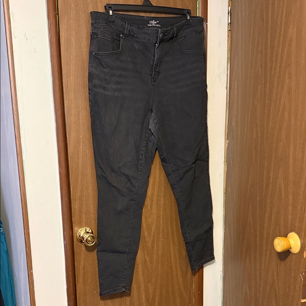 Maurices Women's Charcoal Skinny Jeans